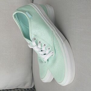 Vans Low Top Seafoam Mandala Print Women’s 9